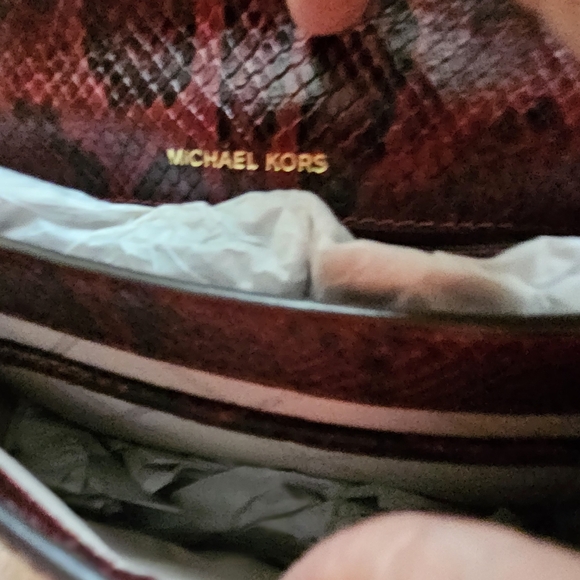 NWT Michael Kors MK Mott Red/black snake skin gold chain flap over bag - Picture 10 of 13